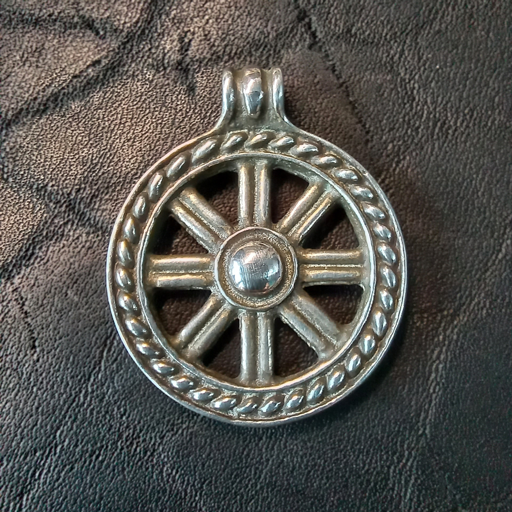 Подвеска. Колесо Перуна