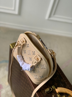 Louis Vuitton Alma BB