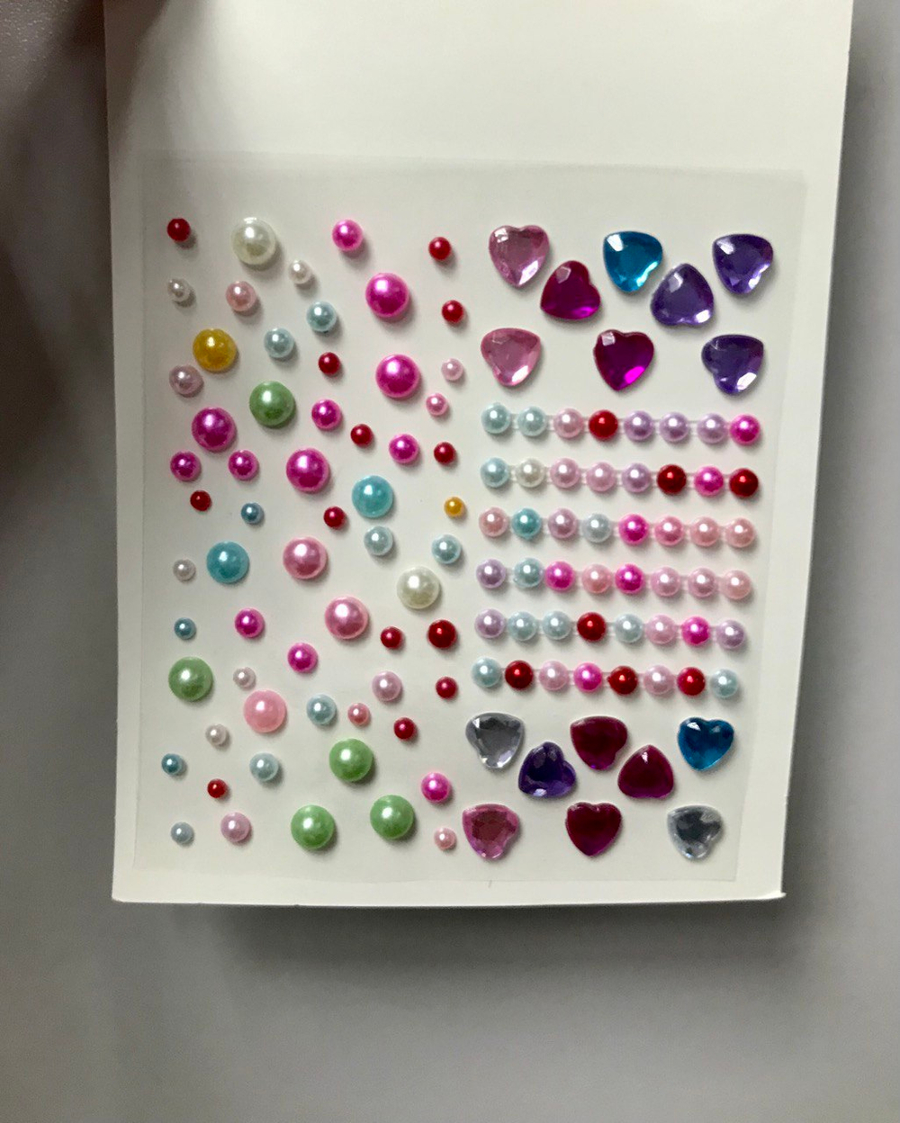 Стразы самоклеющиеся для лица и тела сердечки и кружочки Разноцветные