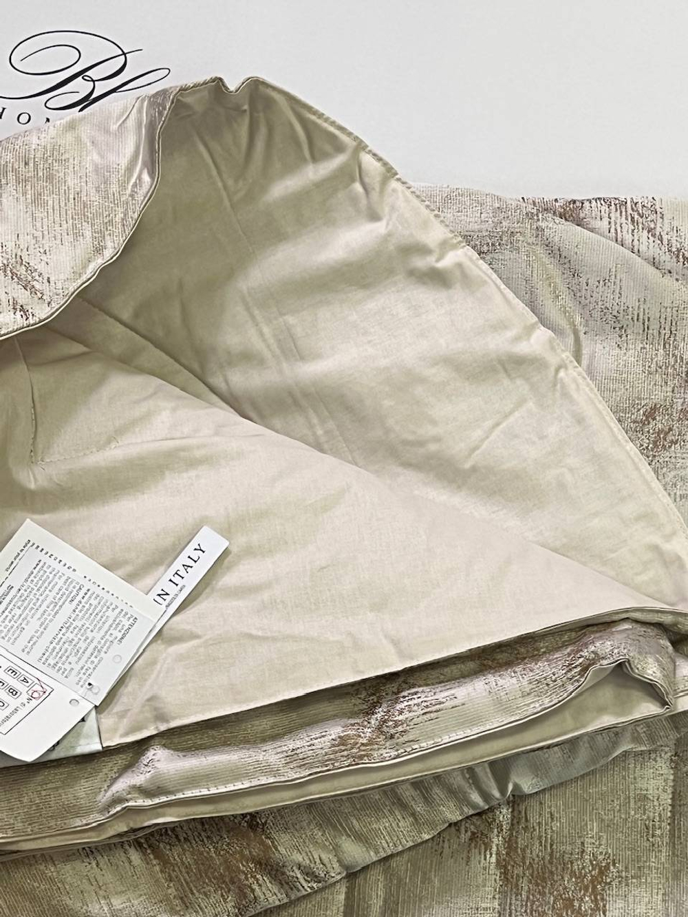 Покрывало 270х270 Dondi Gordon светло-бежевое