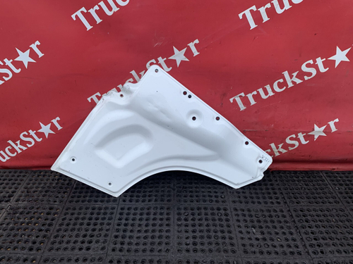 Продолжение двери правой 2017г