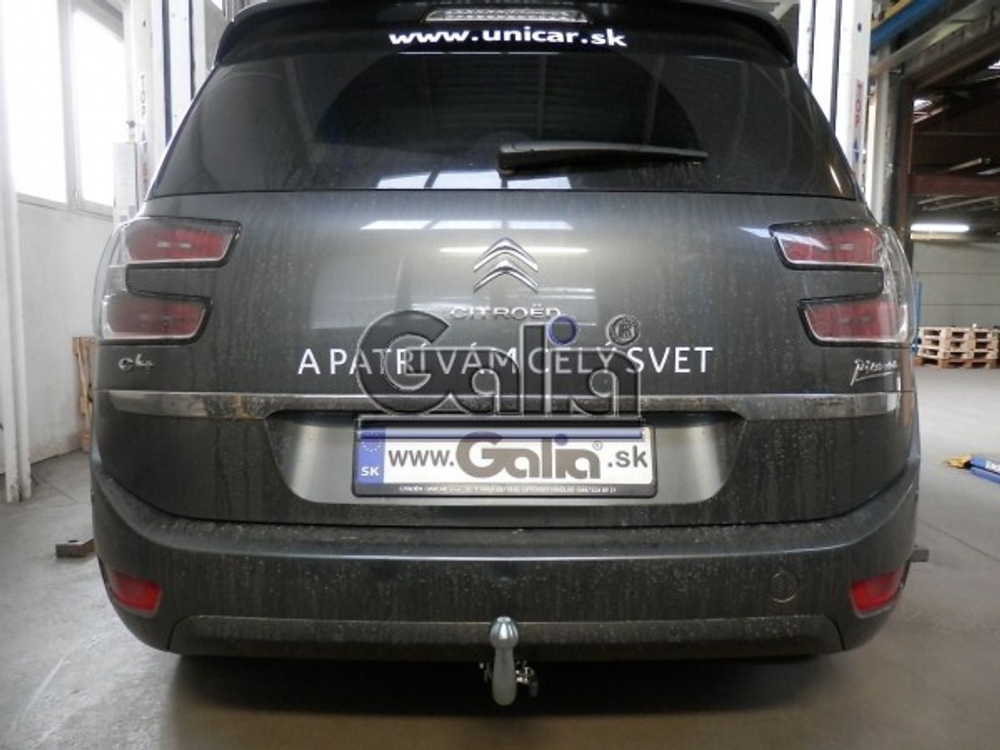 Фаркоп оцинкованный Galia C068C для Citroen C4 Picasso, C4 Grand Picasso 2013-, Peugeot 308 хетчбек, универсал 2013-(паспорт и сертификат в комплекте)(без электрики)