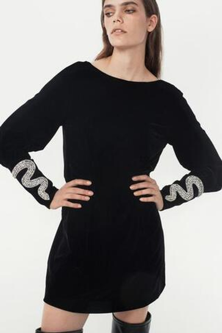 ZARA КОРОТКОЕ БАРХАТНОЕ ПЛАТЬЕ — THE ITEM ZARA WOMAN, ЧЕРНЫЙ