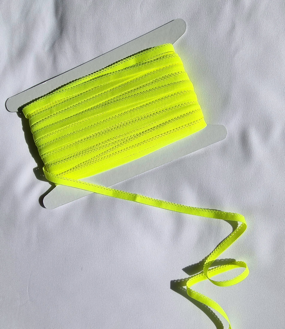 Ажурная резинка тонкая лимон-лайм неон 9 мм