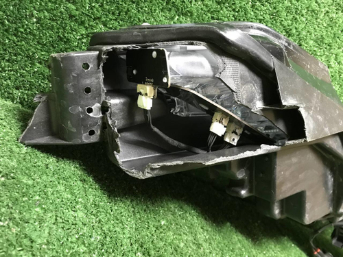 Битый Указатель поворота правый Omoda C5 (22-нв)