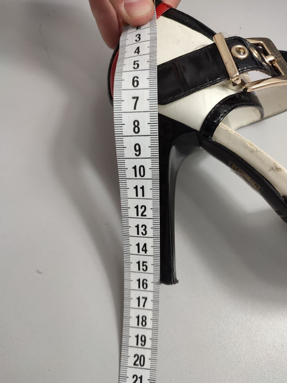 Туфли ModaDonna красивые на каблуке 36 размер