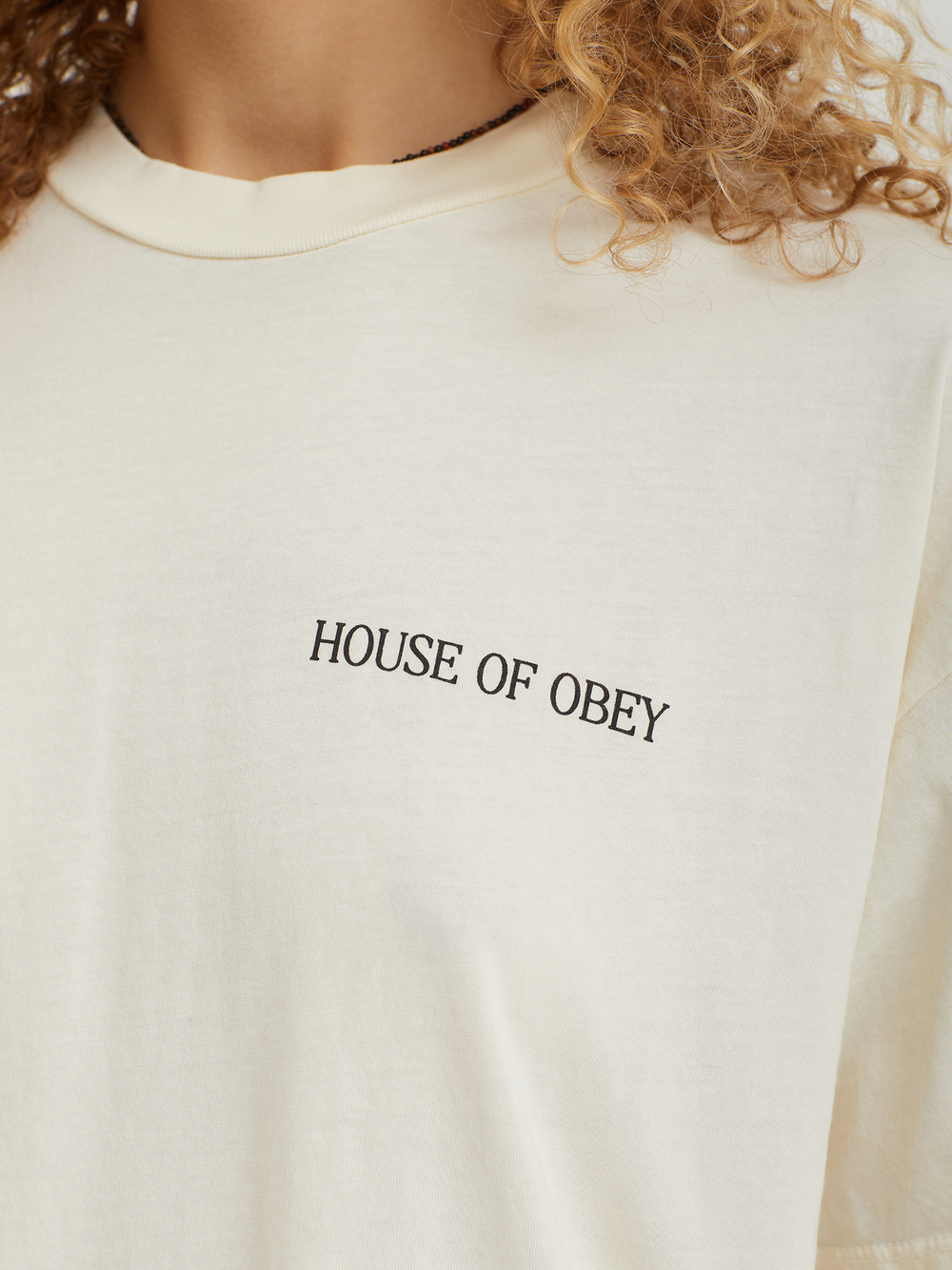 Женская Футболка House Of Obey Dove