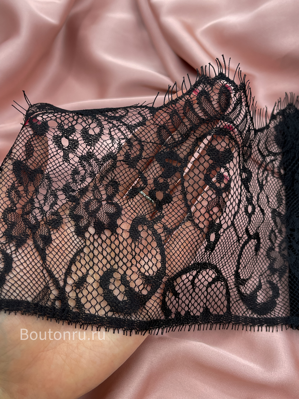 черные кружева