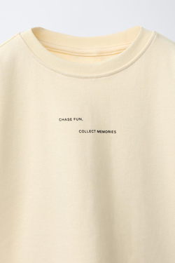 ZARA ФУТБОЛКА С НАДПИСЬЮ ИЗ ИНТЕРЛОКА, ПАСТЕЛЬНО-ЖЕЛТЫЙ