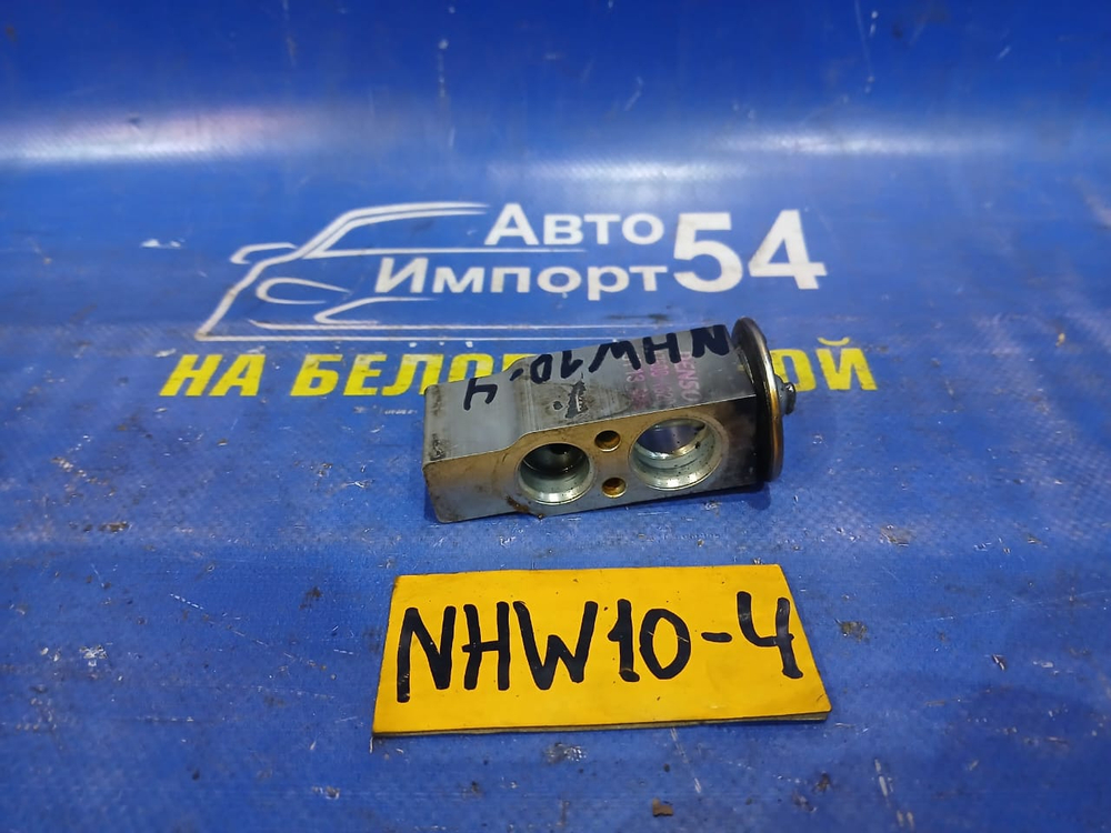 Клапан кондиционера TOYOTA PRIUS 1998