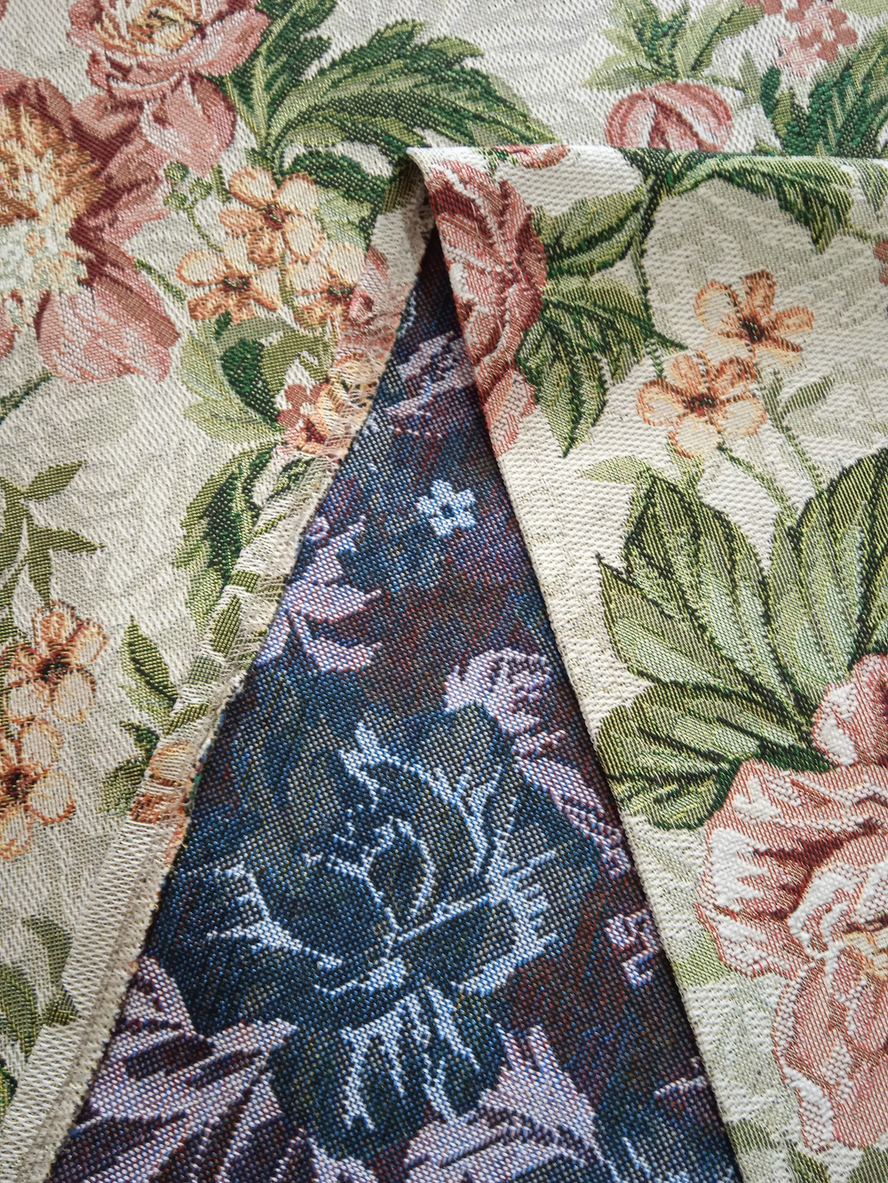 Покрывало гобеленовое Букет пионов евро (240х200)