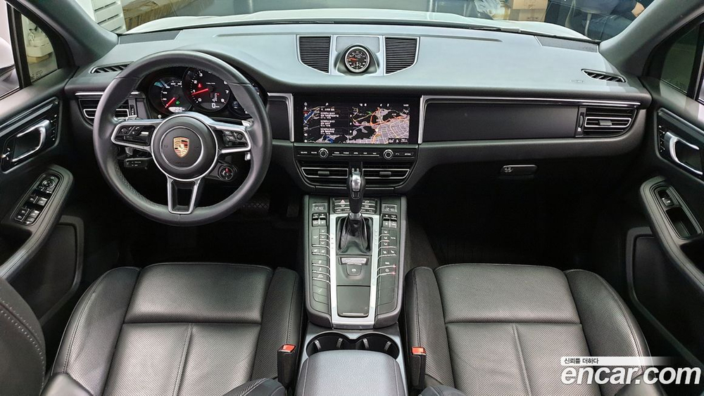 Porsche Macan 2.0 (12.2019)