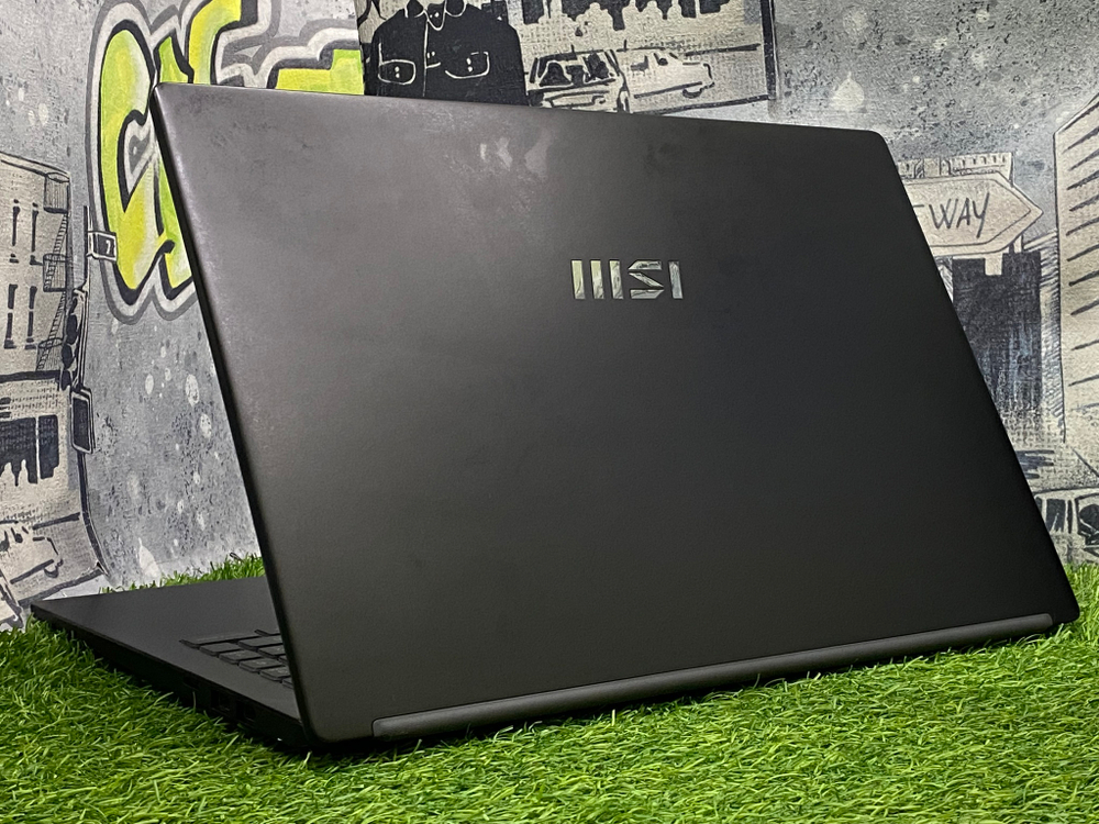 Ноутбук MSI 15.6' i5 1235U/Iris Xe/8GB/256GB/FHD IPS/ Modern 15 B12M-214XRU[9s7-15h112-826]/Windows 10