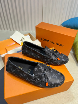 Louis Vuitton Mocassin