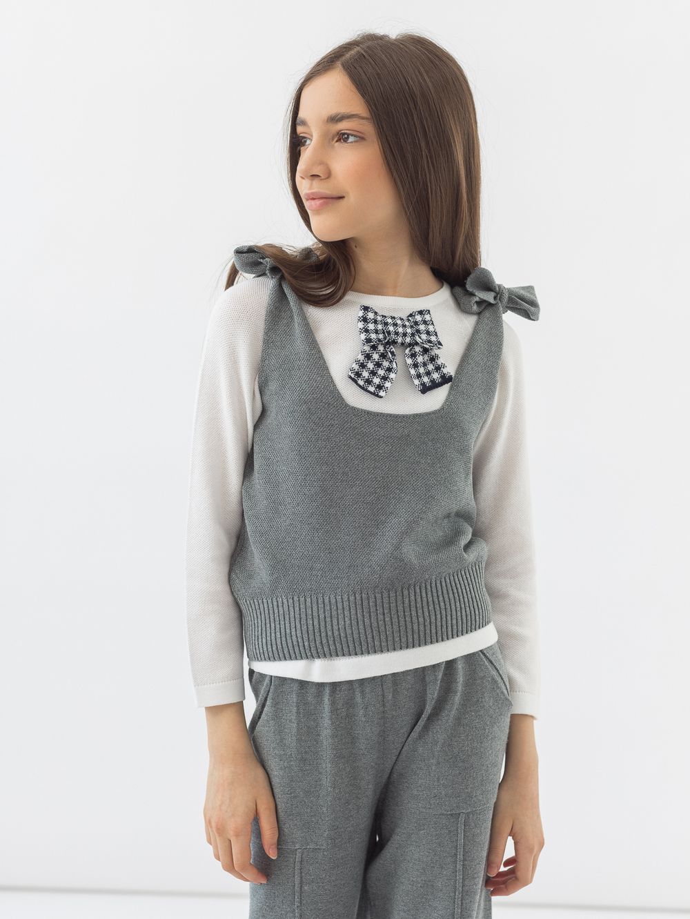 Жилет серый для девочки арт. АТ931