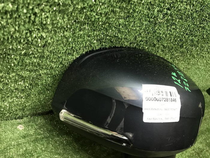 Зеркало правое Volvo XC60 2 (2017-н.в.) 12 конт.