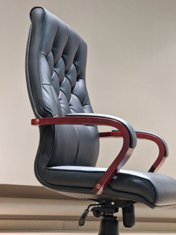 Кресло офисное 2338 582045 Black color LEATHER