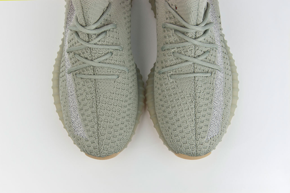 Кроссовки Adidas Yeezy 350 boost v2 Desert Sage WMNS