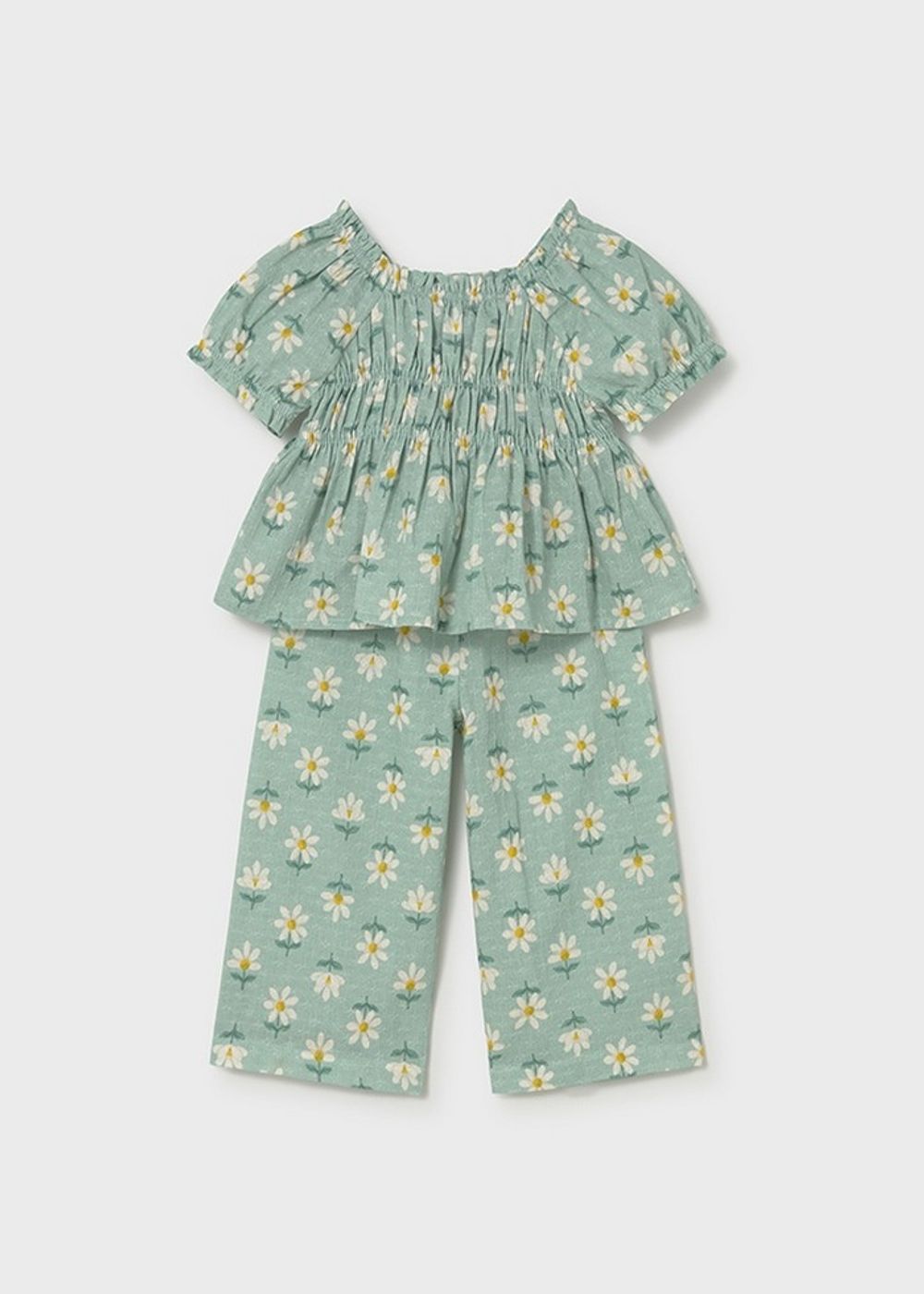 топ с брюками