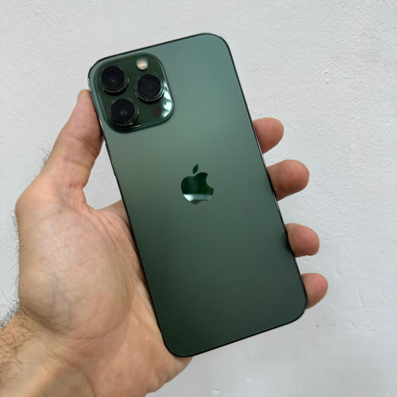 Apple iPhone 13 Pro Max 128GB АКБ 88% (Коробка , кабель), Стекло на крае немного сломано