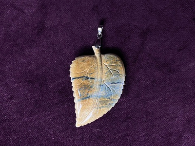 Подвеска в асс-те №20, бивень мамонта