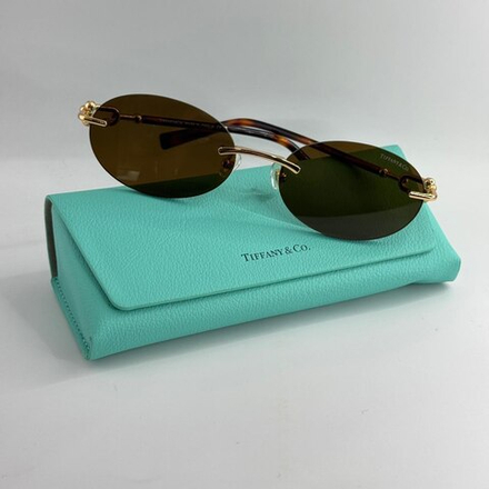 Солнцезащитные очки Tiffany & Co.