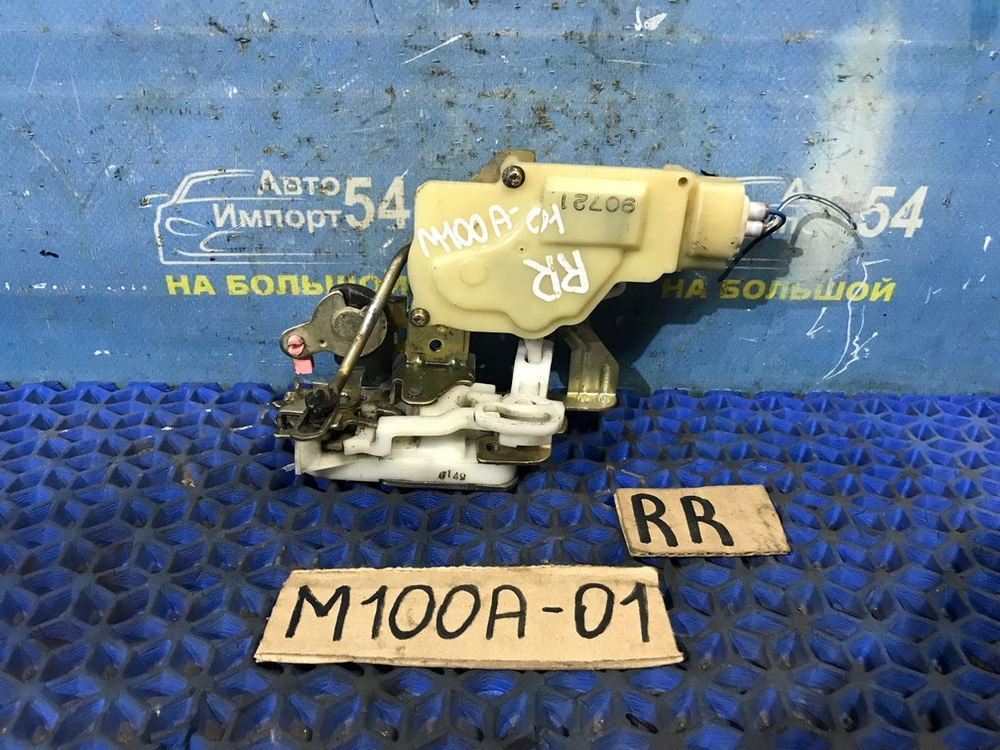 Замок двери задней правой TOYOTA DUET 2000-2004