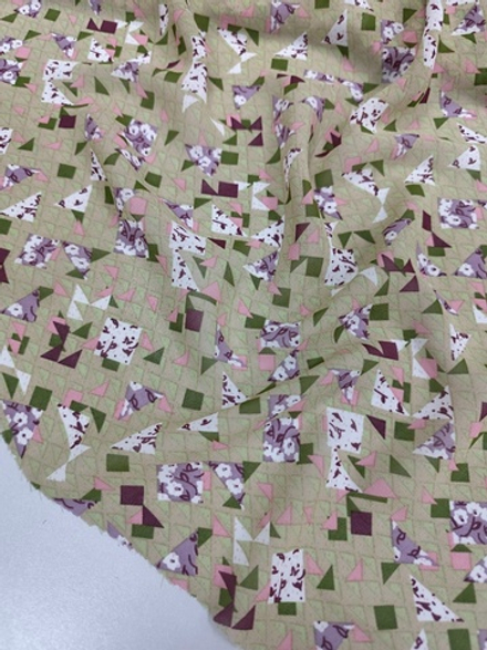 Шифон/ Фигуры на бежевом