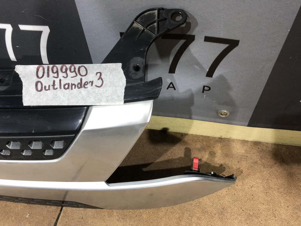 Решетка радиатора Mitsubishi Outlander 3 18-21 Б/У Оригинал 7450B298