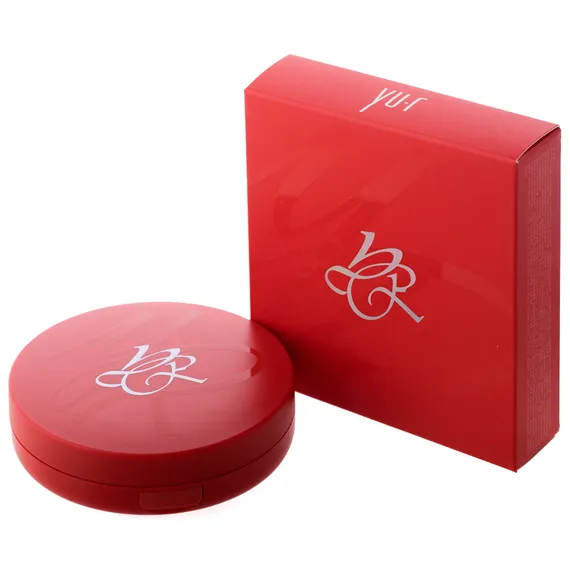 Увлажняющий тональный кушон