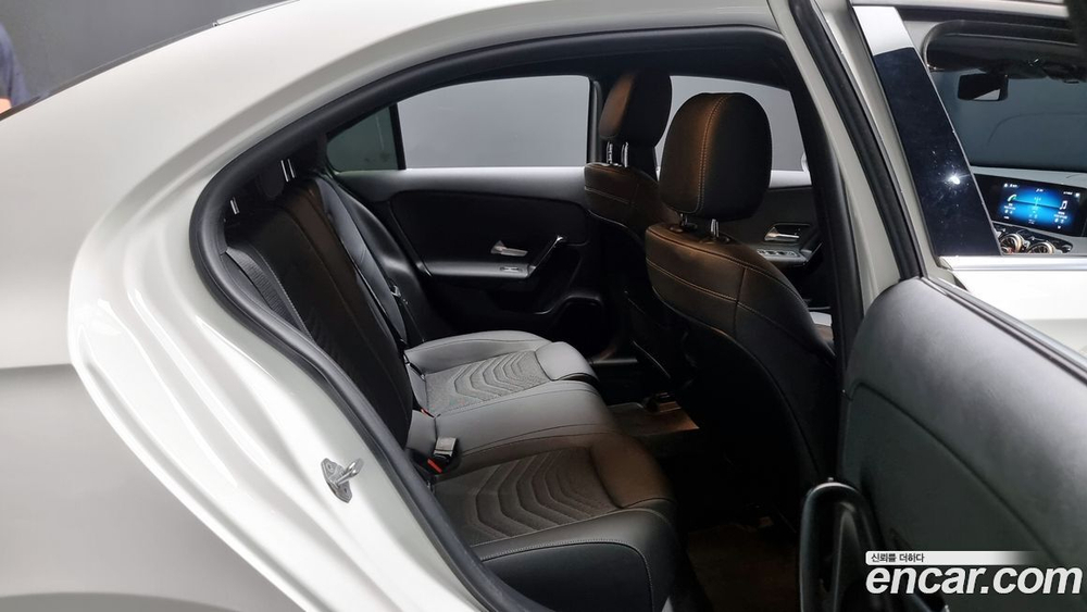 Mercedes-Benz A-Class W177 A220 Sedan (05.2020)