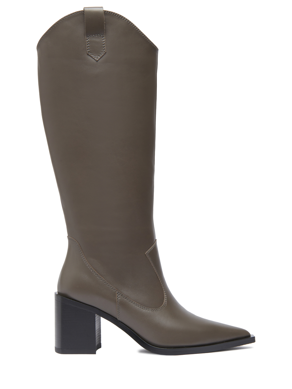 Женские удлинённые казаки из кожи