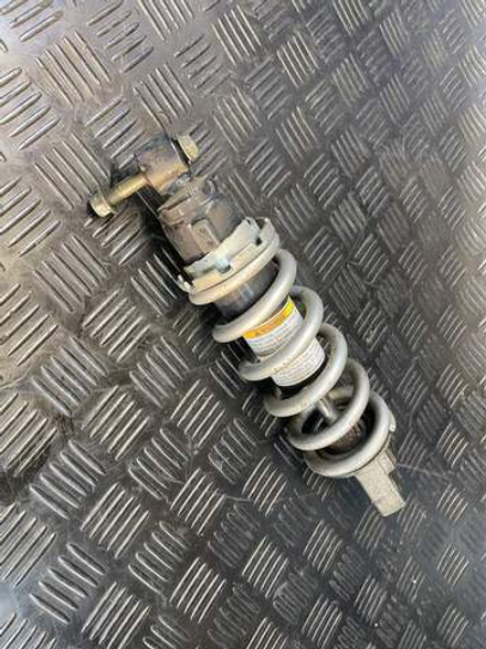 Амортизатор задний Yamaha FZ1 Fazer RN17