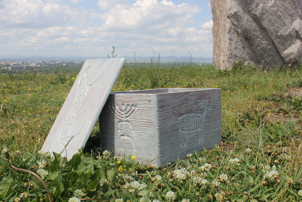 Шкатулка деревянная "Сундук предков"