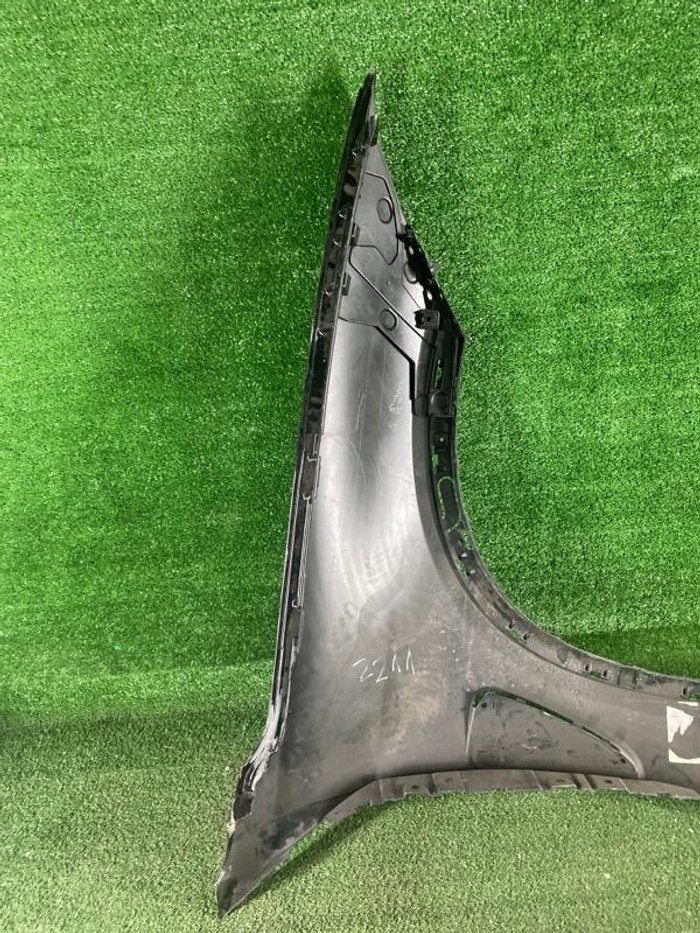 Крыло переднее левое BMW X5M F85 (2014-2018)