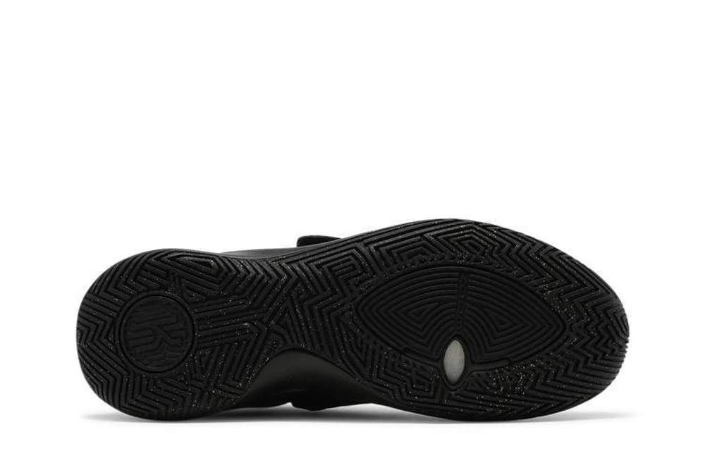Кроссовки Nike Flytrap 3