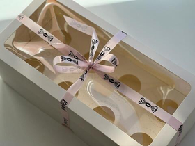 Упаковка для 8 капкейков с окном. 33х16х11 см