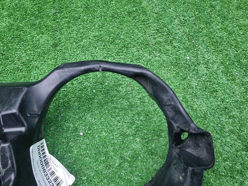 Кронштейн ПТФ правый Toyota RAV4 4 CA40 (12-15)