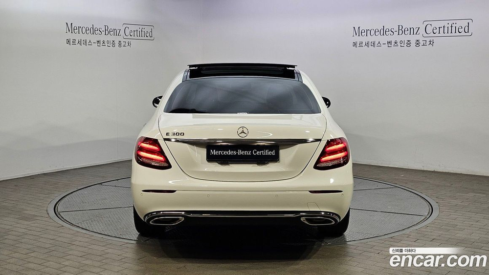 Mercedes-Benz E-Class W213 E300 Avangarde (08.2019)