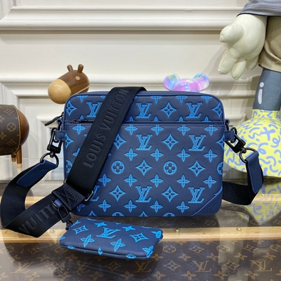 Louis Vuitton Trio Messenger