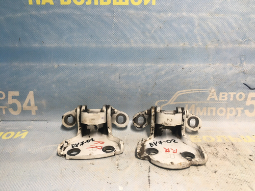 Петля двери задней правой Honda PARTNER 1999