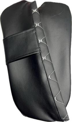 Чехлы на козырьки ВАЗ 2104, 2105, 2107 (белая нить Бабочка)