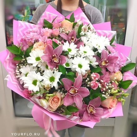 Авторский букет в розовой гамме