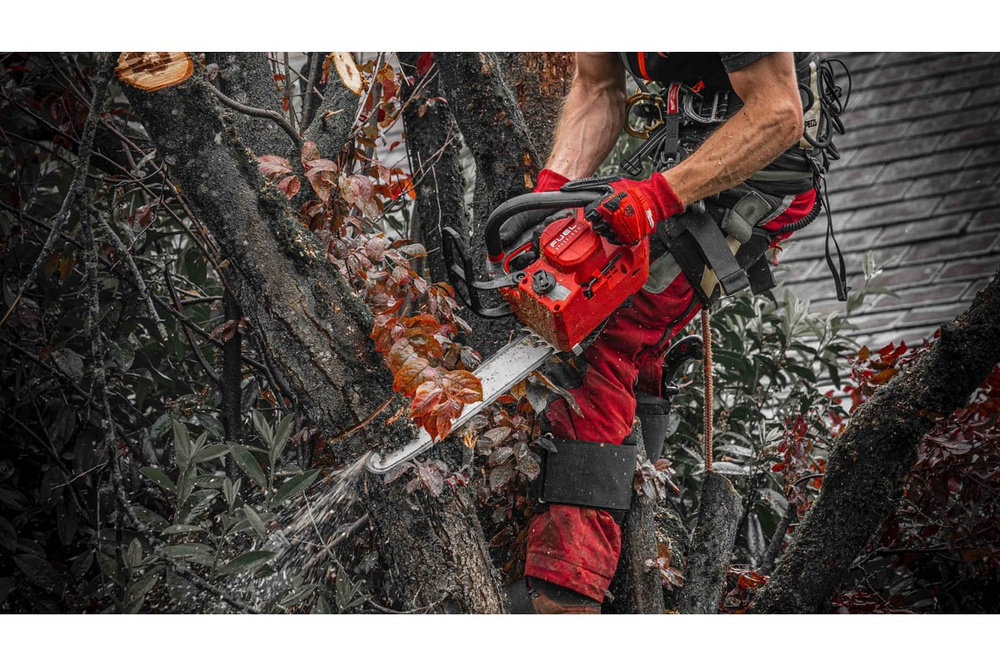 Акк. цепная пила с верхней рукояткой 35 см M18 FTHCHS35-802 4933479589