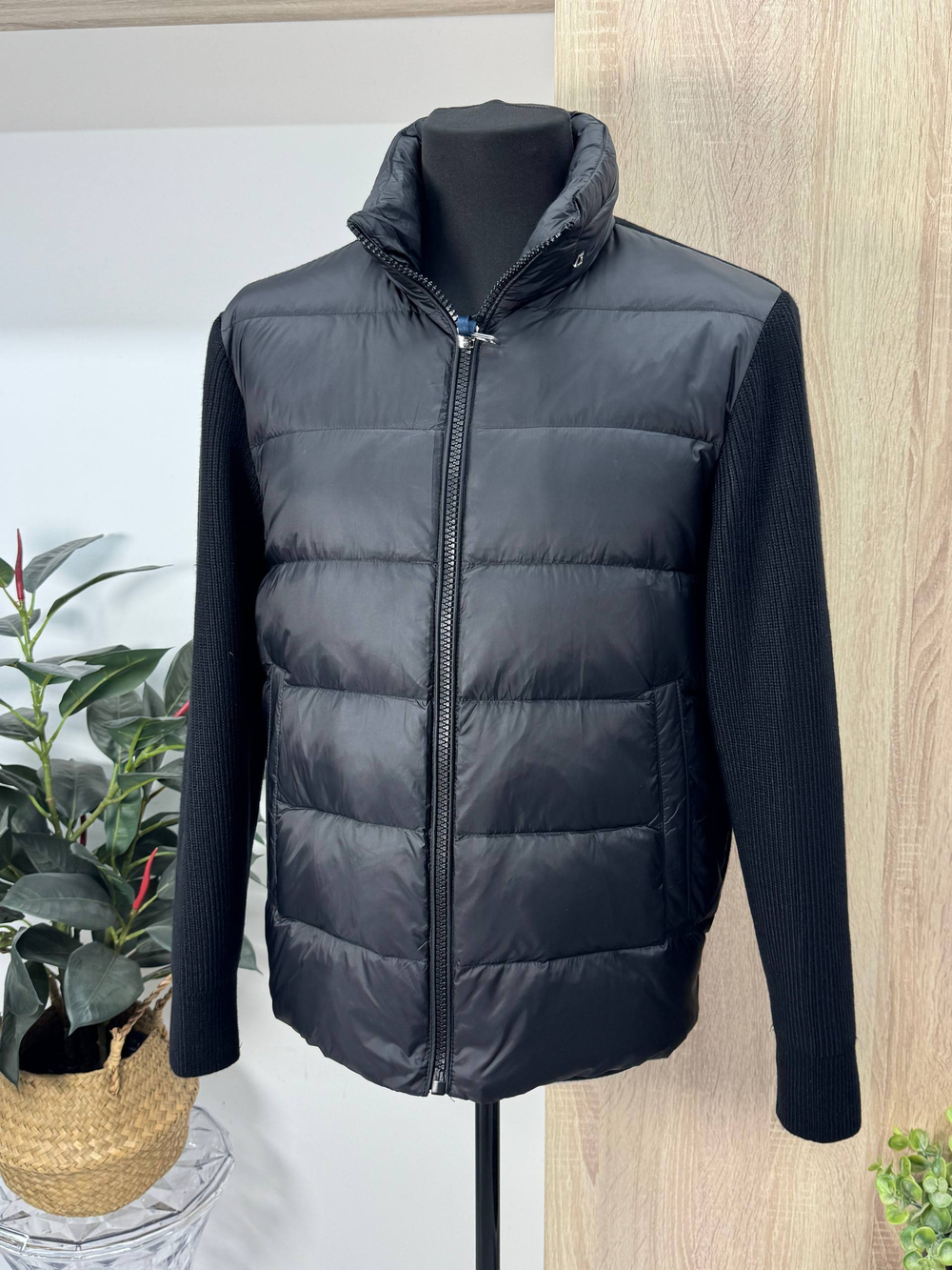 Пуховик Moncler