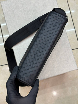 Сумка-мессенджер Bottega Veneta