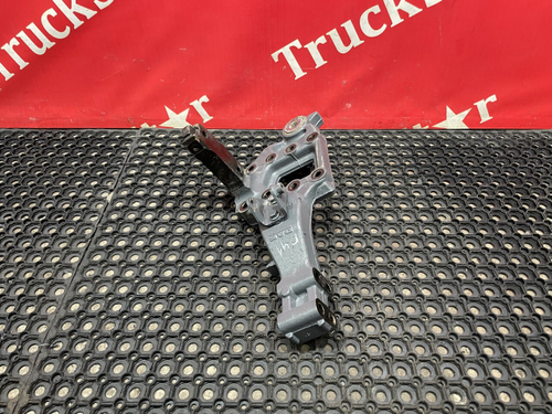 Кронштейн рессоры передней правый 2020г.