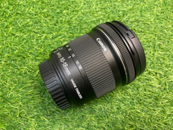 Canon EF-S 10-18mm 4.5-5.6 IS STM