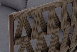 "Диего" диван 2-местный плетеный из роупа, каркас алюминий коричневый (RAL8016) муар, роуп коричневый круглый, ткань темно-серая 027