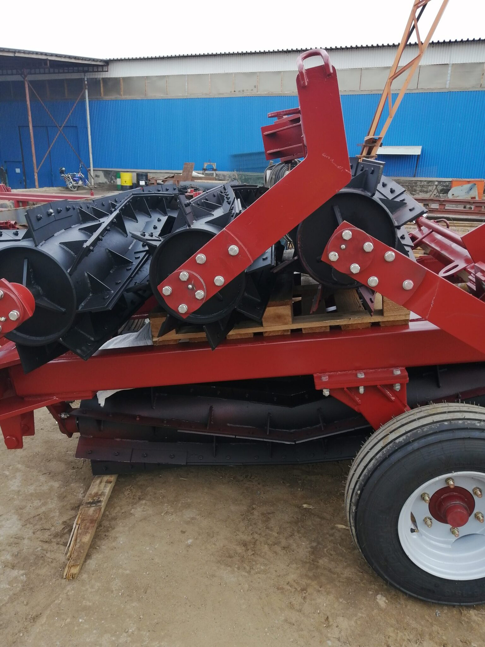 Каток измельчитель КИД-6